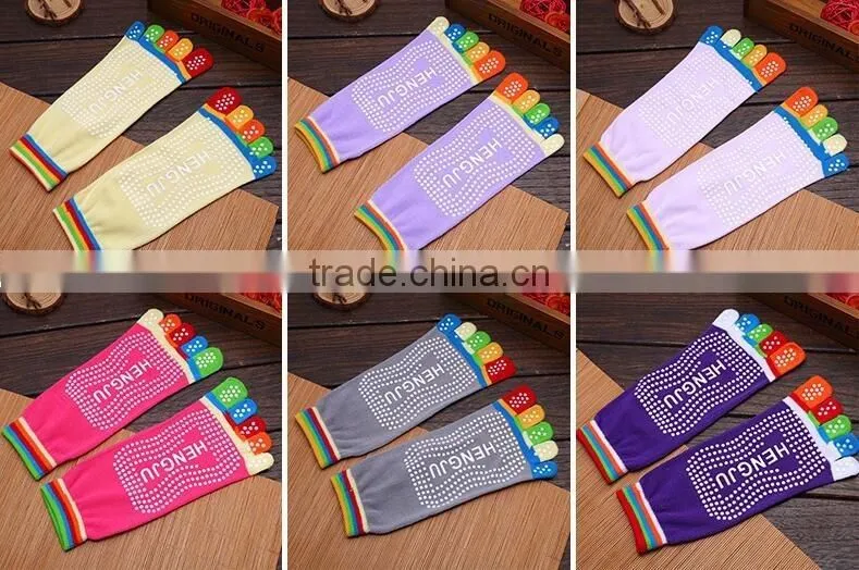 japanese five toe teen girl tube socks with grip socks