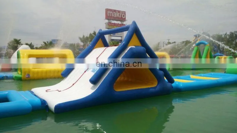 customized designed Giant Inflatable Water Park