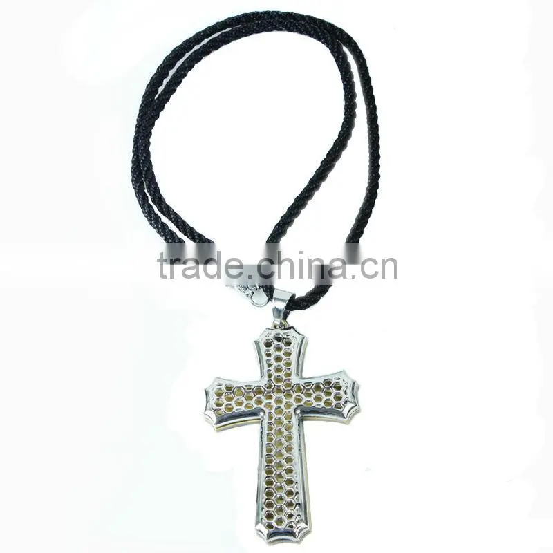 Popular mens titanium cross pendant
