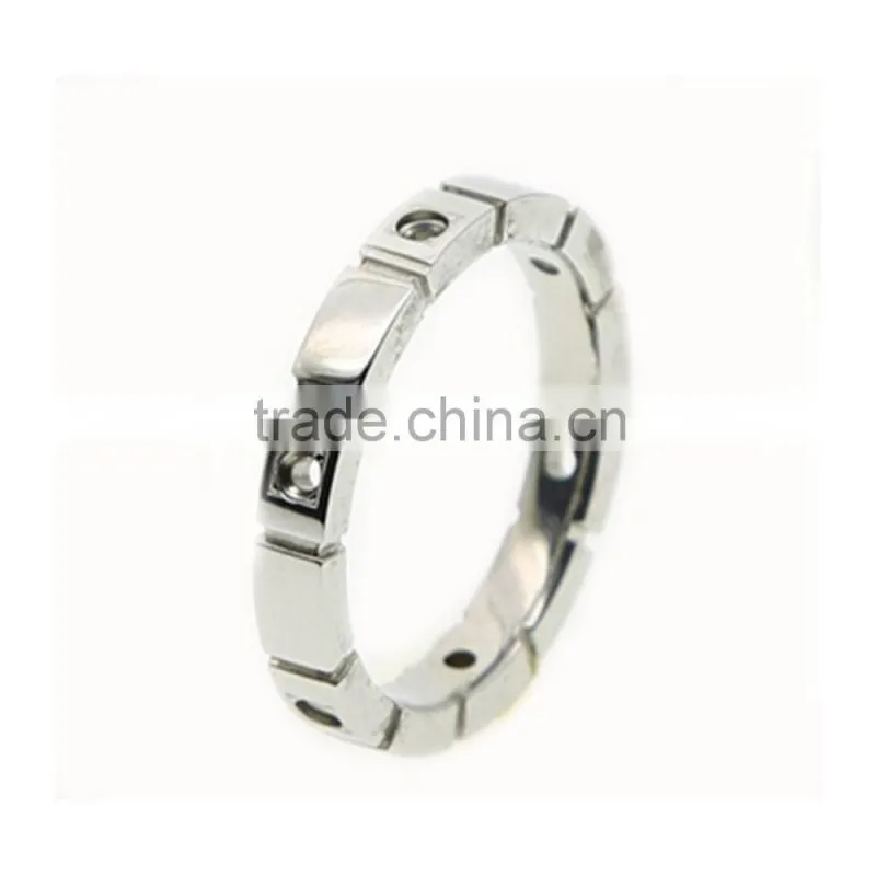 Stainless Steel Diamond Zircon Prong Setting Titanium Wedding Ring