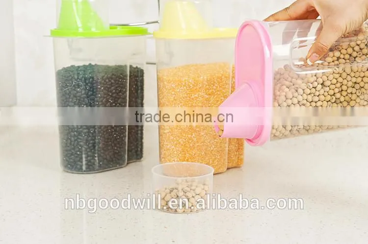 With cover seal storage tank, the kitchen receive tank. The kitchen is receivedelf