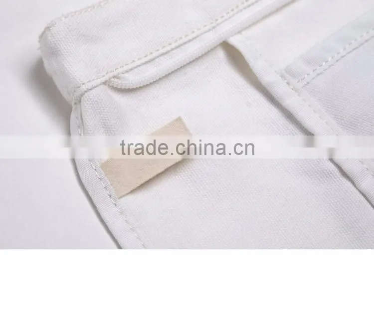 Collapsible single-shoulder canvas tote bag in shopping bags