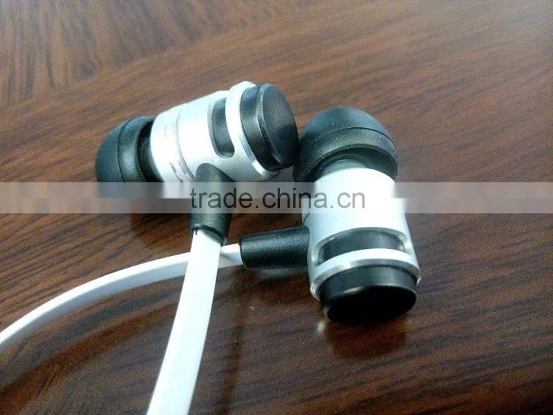 fashion china earphone silion earbuds with flat cable