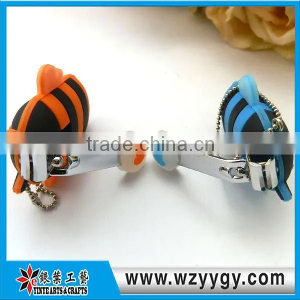 Novelty carbon nail clippers with soft pvc/silicone case