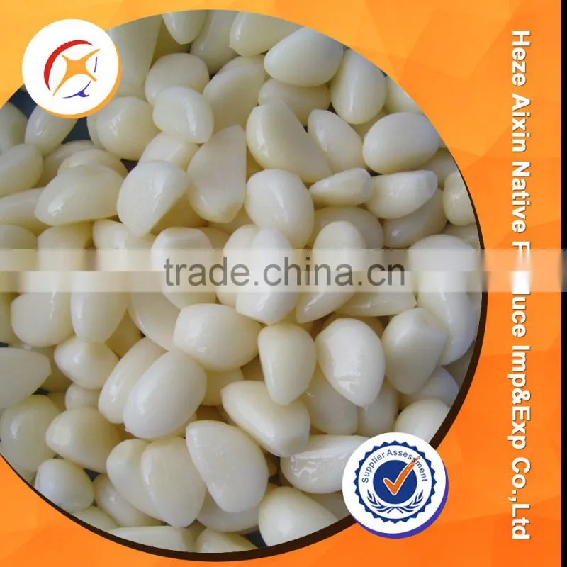 Peeled Garlic In Glass Jar