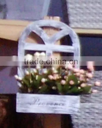HANGING WOODEN FLOWER BASKETS