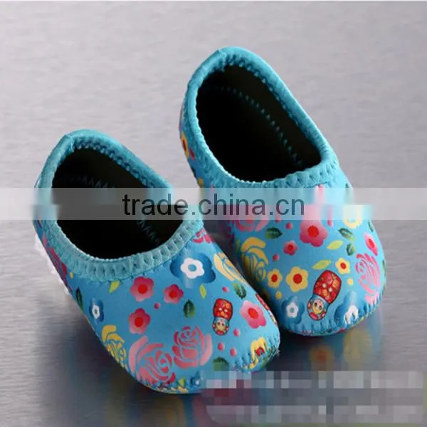 new design neoprene sports shoes