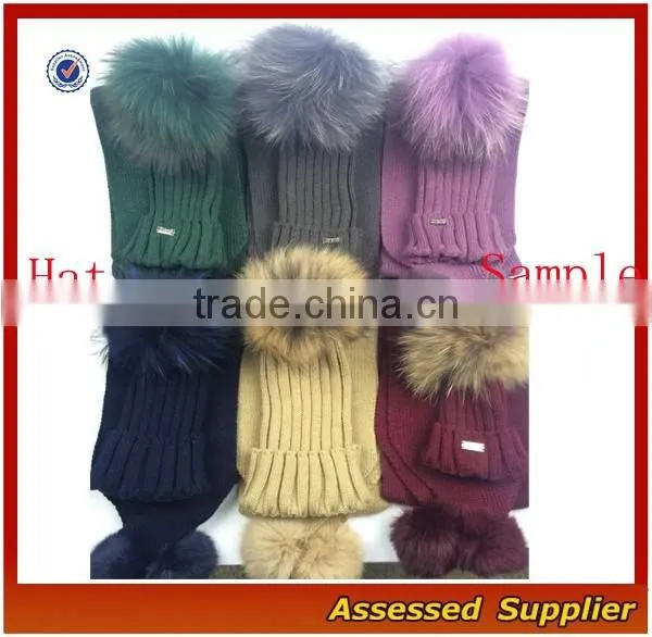 Custom fashion real raccoon fur pom pom hat beanie cap winter knitted hat for women and baby free samples