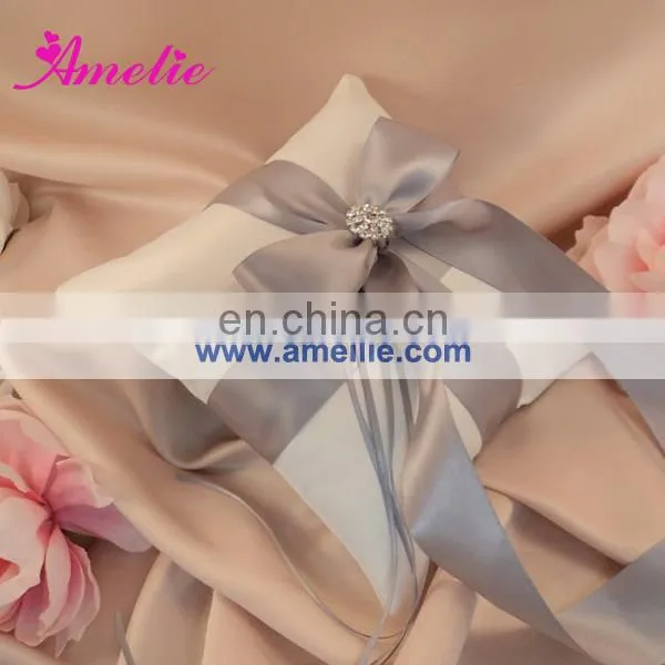 AR6802 White cotton flax ring pillow with lace wedding