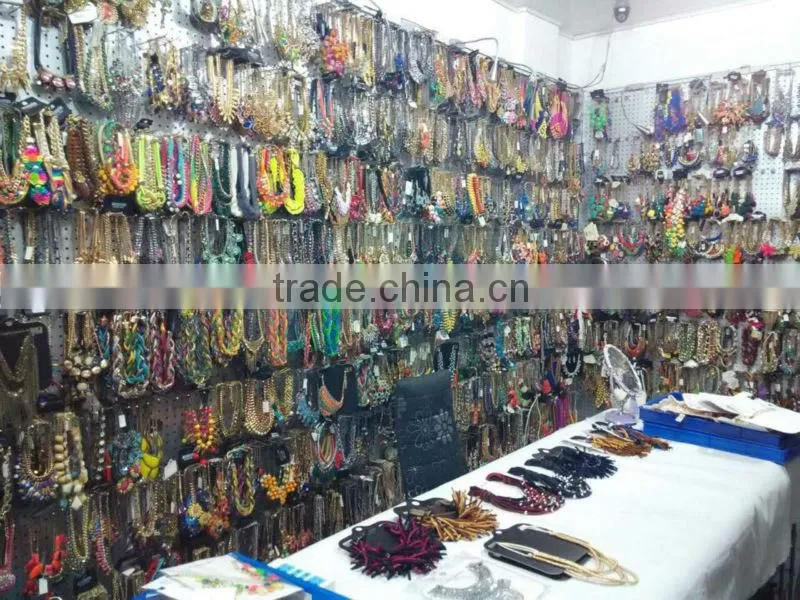 wholesale chunky statement necklaces,bead necklace designs,diffuser necklace