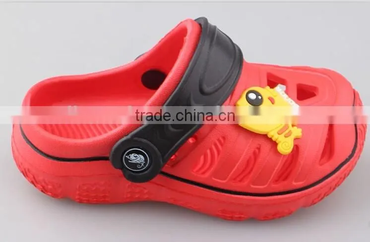 2016 New Design Fashion EVA Kids Clogs Cute Garden Children Shoes