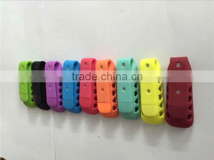 New design for Fitbit one case and fitbit one clip