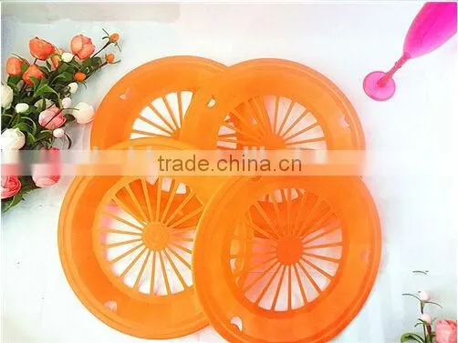 Pierced plastic plate with high quanlity and competitive price