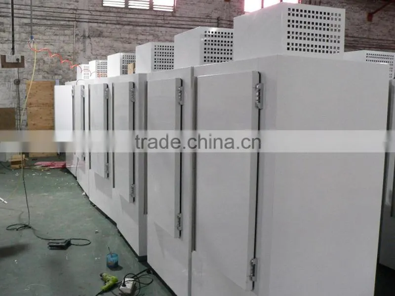 Outdoor bagged ice storage bin for high ambient temperature used