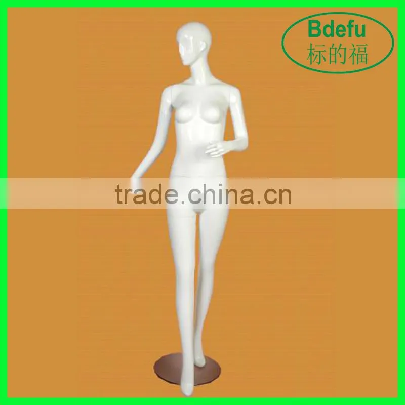 Fashion lifelike plastic good price girl mannequin hot mannequin