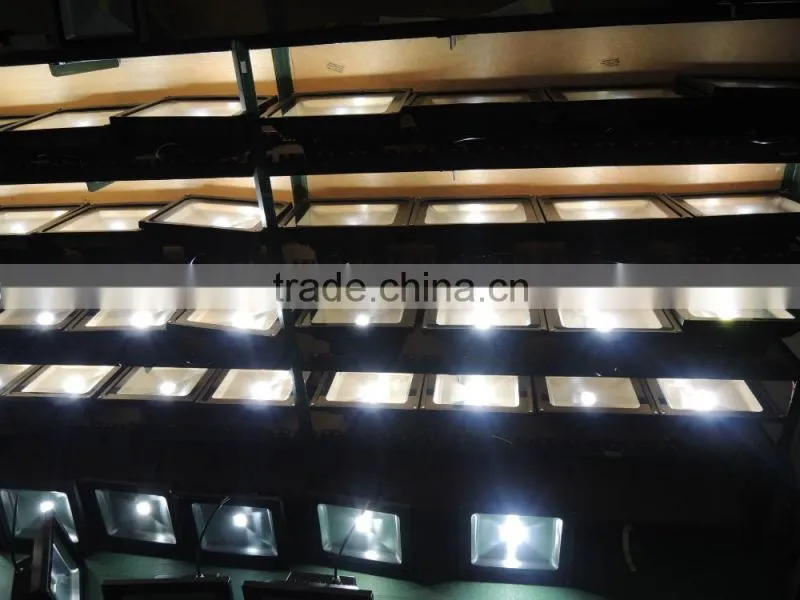 Chinese hot sell 10W 20W 30W 50W 100Wrechargeable led flood light