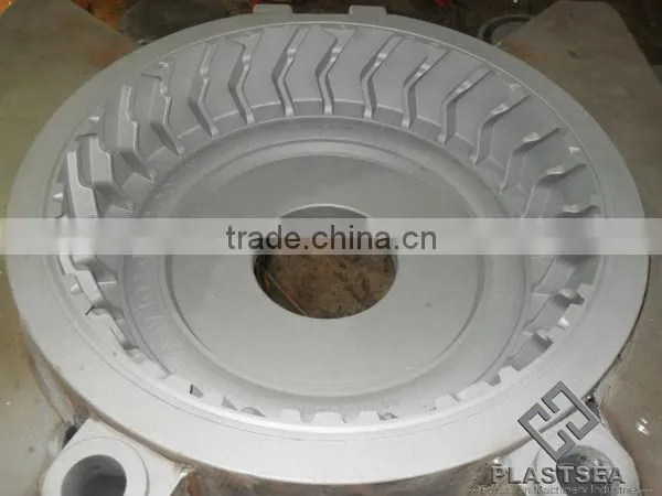 Top level two piece tyre Mold