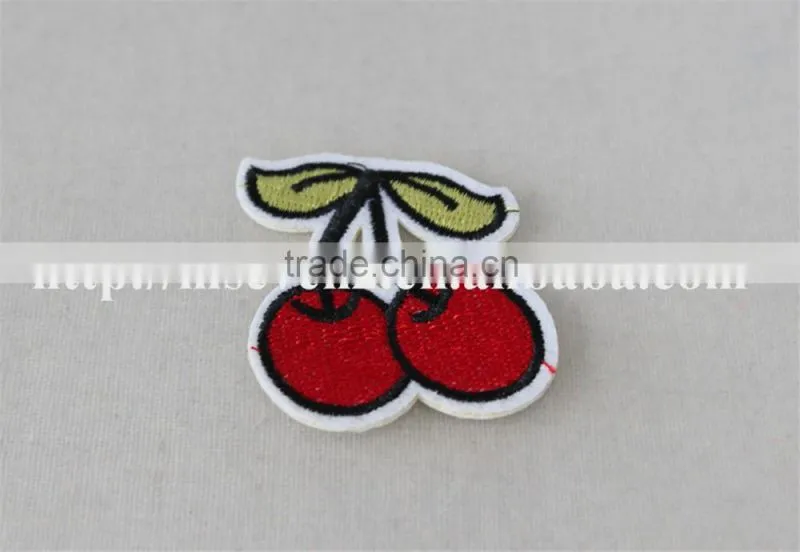 beautiful 5*5 cm embroidery mini cherry printting design trim custom leather patch