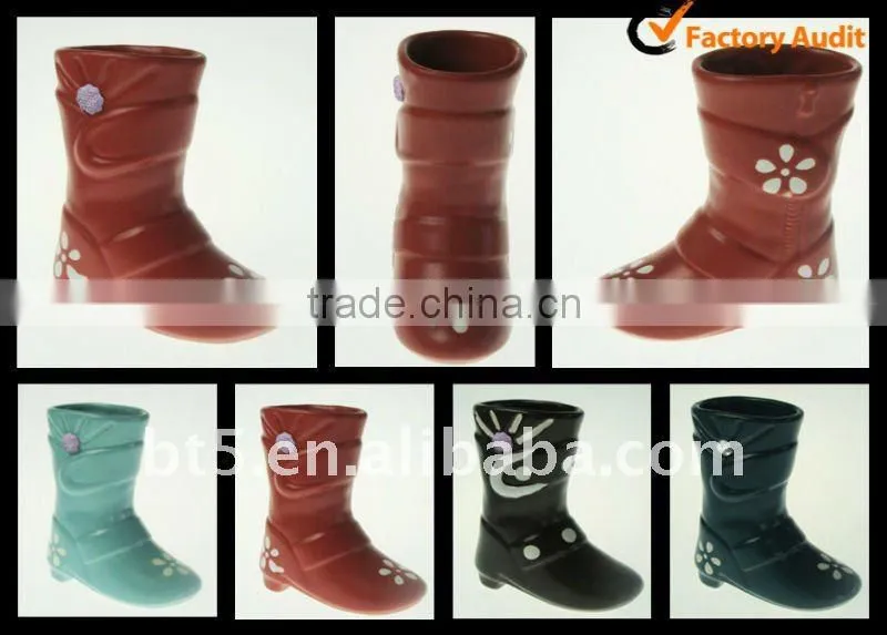 9" Shoe shape ceramic vase