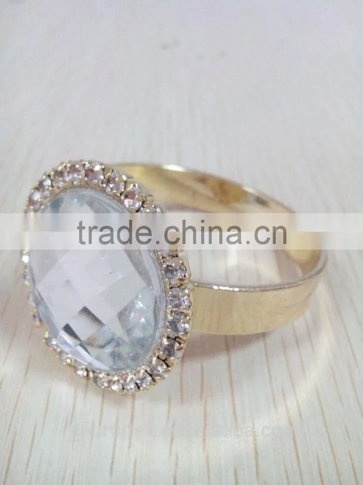 diamond and pearl napkin ring