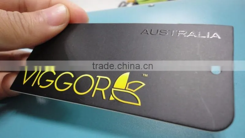 2016 Factory directly sell custom fashion hang tags with hot stamping logo