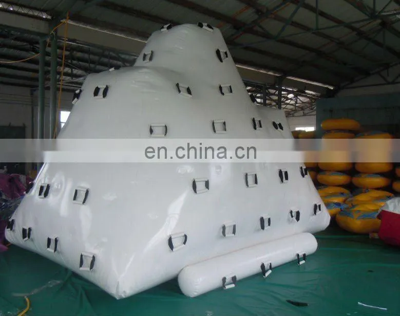 2013 newly inflatable amusement water park