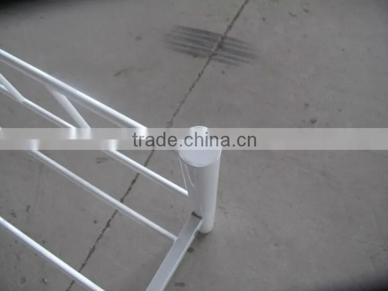 kid bed /metal bed