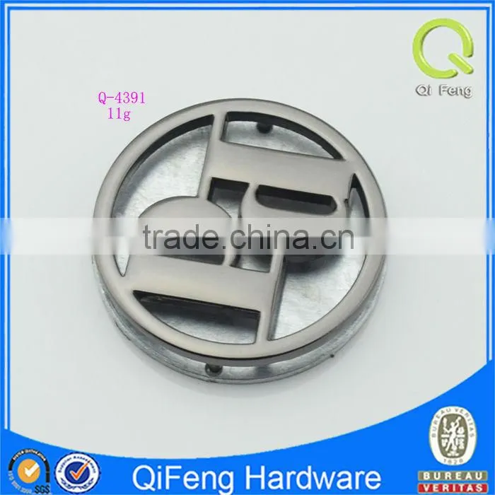 Q-3404 metal brand logo label profession in bag market