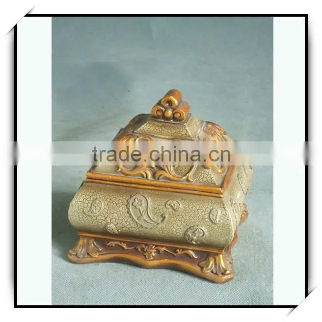 Wholesale OEM traditional polyresin hand painted trinket boxes