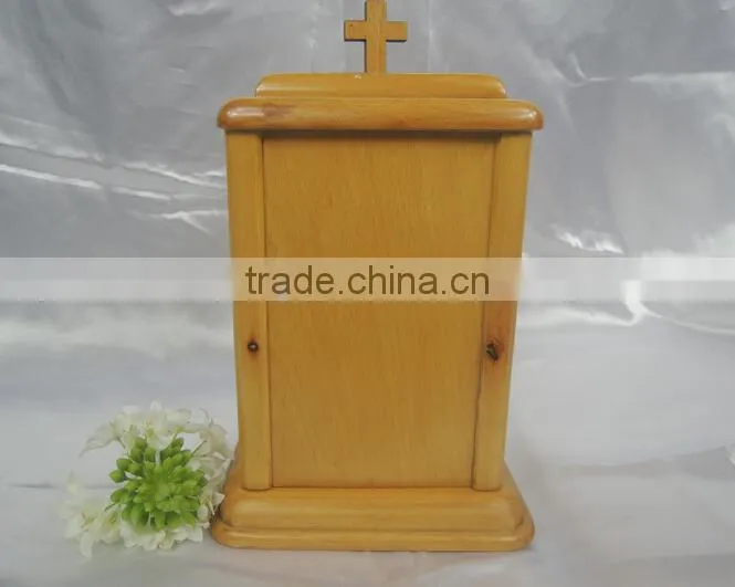 Chinese funeral supply european style Hand-crafted solid wood funeral urn wholesale for adult ashes