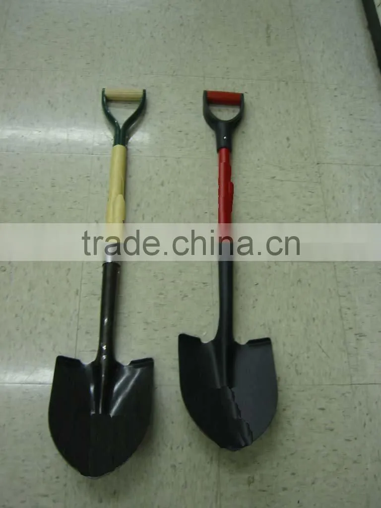 shovel with Y or D handle