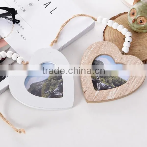 2017 New Photo Frame Designs Heart Shaped Wood Craft Photo Hanging Pendant