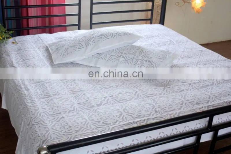 Handmade White Kantha Ralli Patchwork Kantha Throw Indian Cutwork Bedcover Patchwork Kantha Quilt