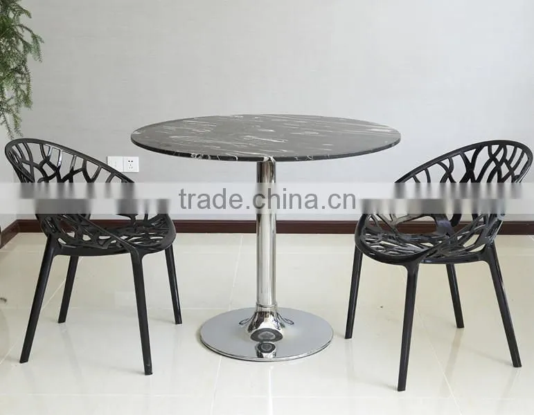 living room furniture chair