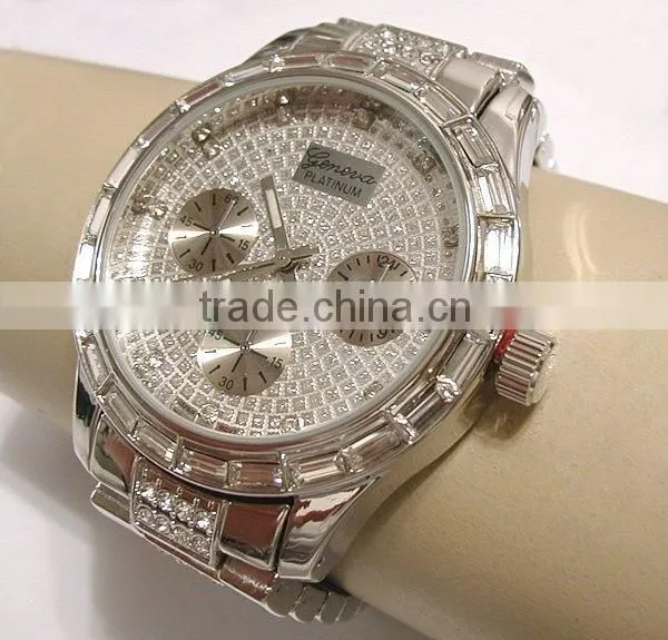 2016 New Arrival stylish Geneva Alloy Metal Hip Hop Bling Bling Watch, big face watch