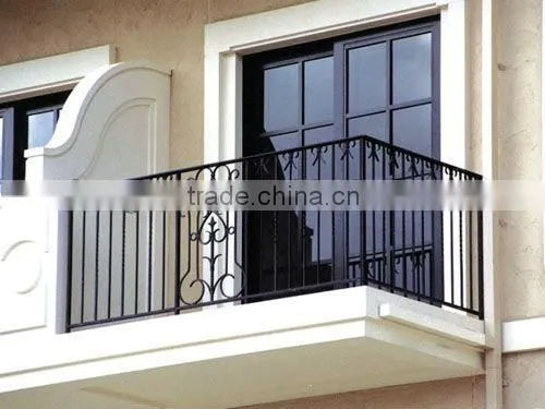 2013 Top-selling wrought iron balcony protection fencing