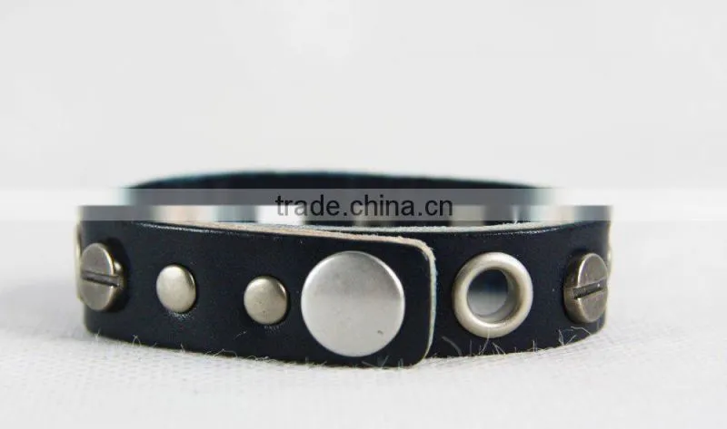 2011 New Fashion Leather Bracelet