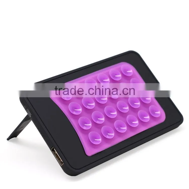2015 New 4000MAH power bank with rubber sucker