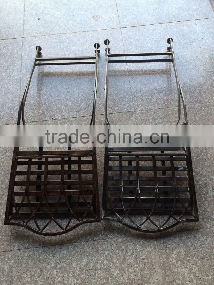 Good quality black flexible folding easy chair
