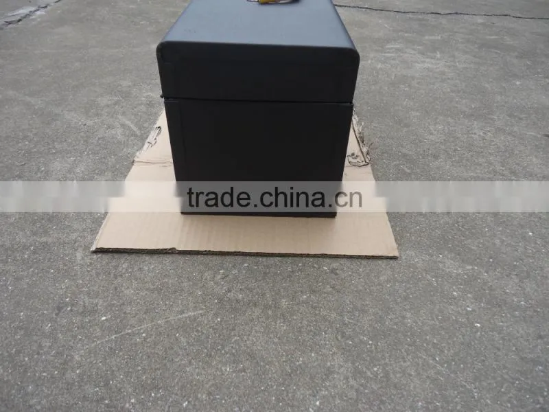 Top high quality Steel tool kit box with a tray inside