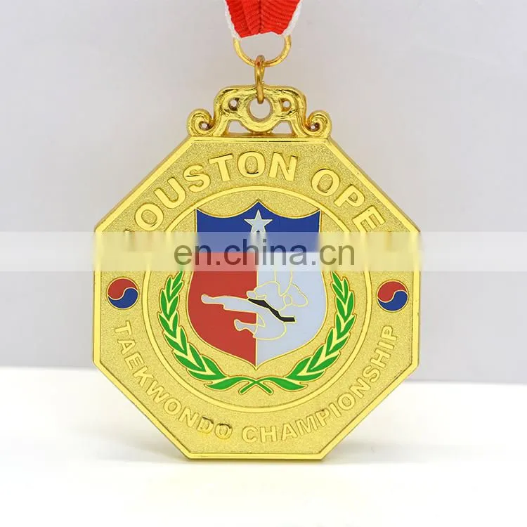 fashionable patterns custom logo leather with metal key chain