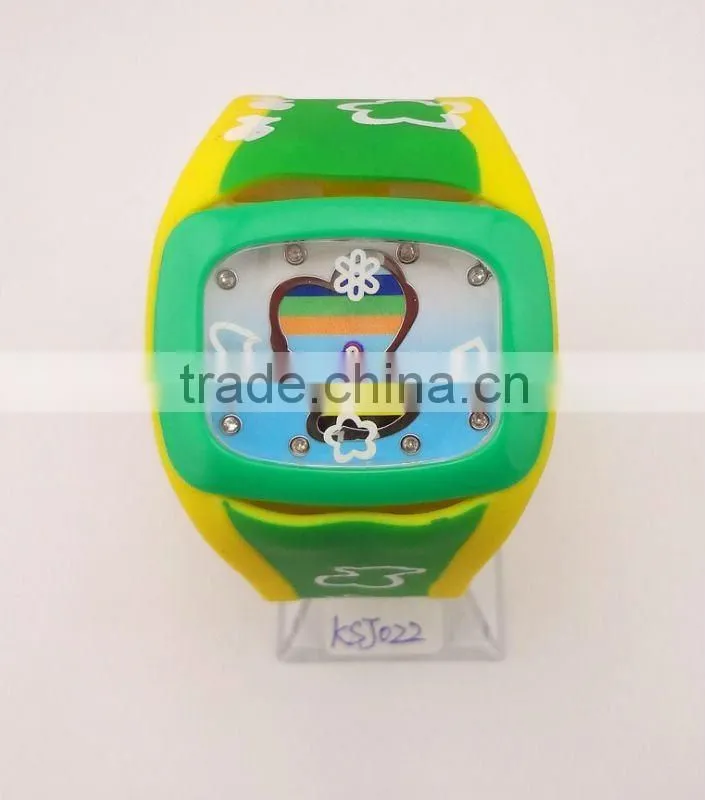 Multi color kids Silicone Rubber band watch OEM Children's quartz watch