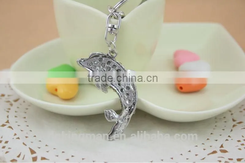 Attractive new arrival fashion key chain runing sport design