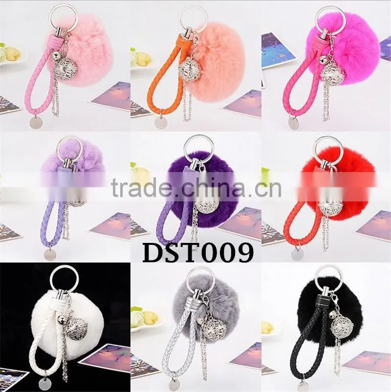 2017 new trinket Keychain pompons rabbit fur fluffy Pom Pom key chains for cars keyrings
