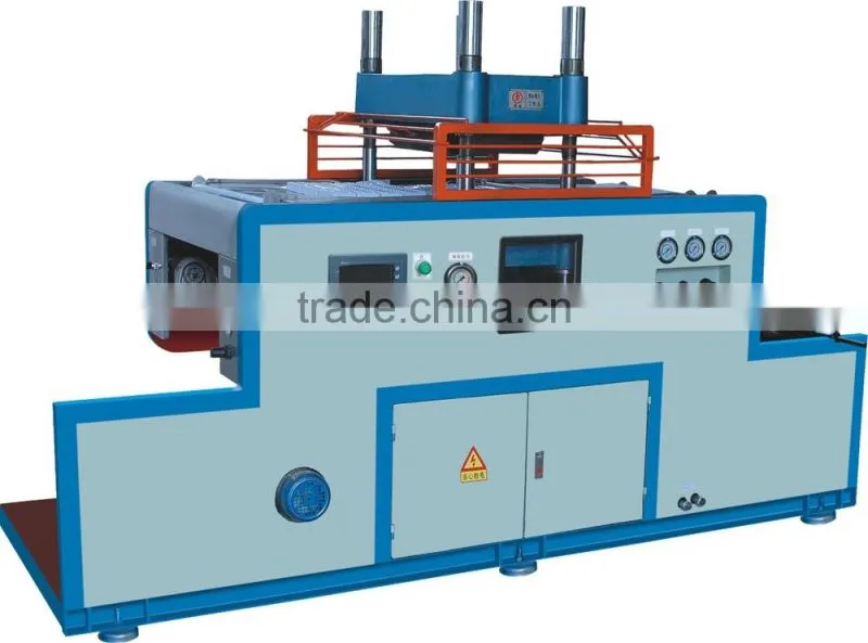 Automatic plastic air pressure thermoforming machine