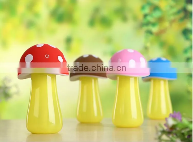 Mini Portable Cartoon Mushroom Cute Design Air Humidifier, Household Colorful LED Light Air Personal Humidifier For Sale