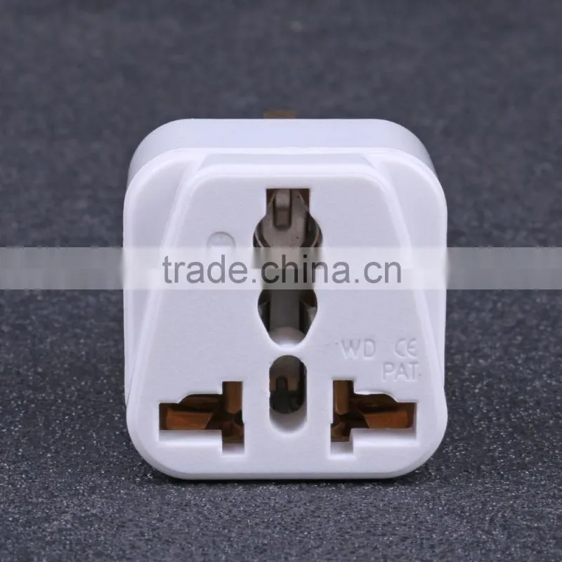 White Travel Adaptors UK 3 Pin AC Power Plug