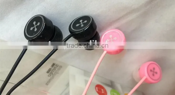 2014 hottest selling colorful fastener stereo earphones