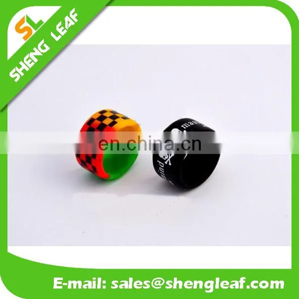 silicone finger rings customized size and logo colorful dia 1.5cm wide 1.1cm