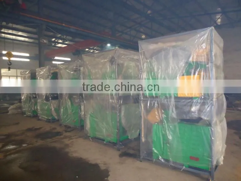 22HP diesel mobile wood chipper machine